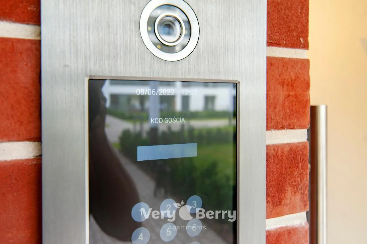 Very Berry - Bukowska 18c - apartament with balcony&garage - check in 24h Poznań